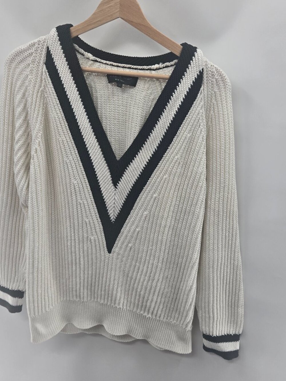 Rag & Bone Ivory Talia V-Neck Varsity Preppy Sweater Size Medium